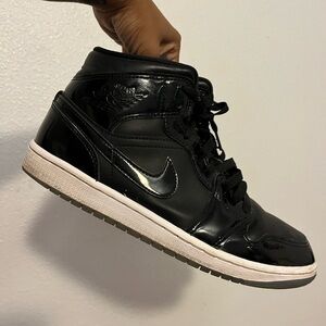 Nike Air Jordan Mid SE Space Jam sneakers